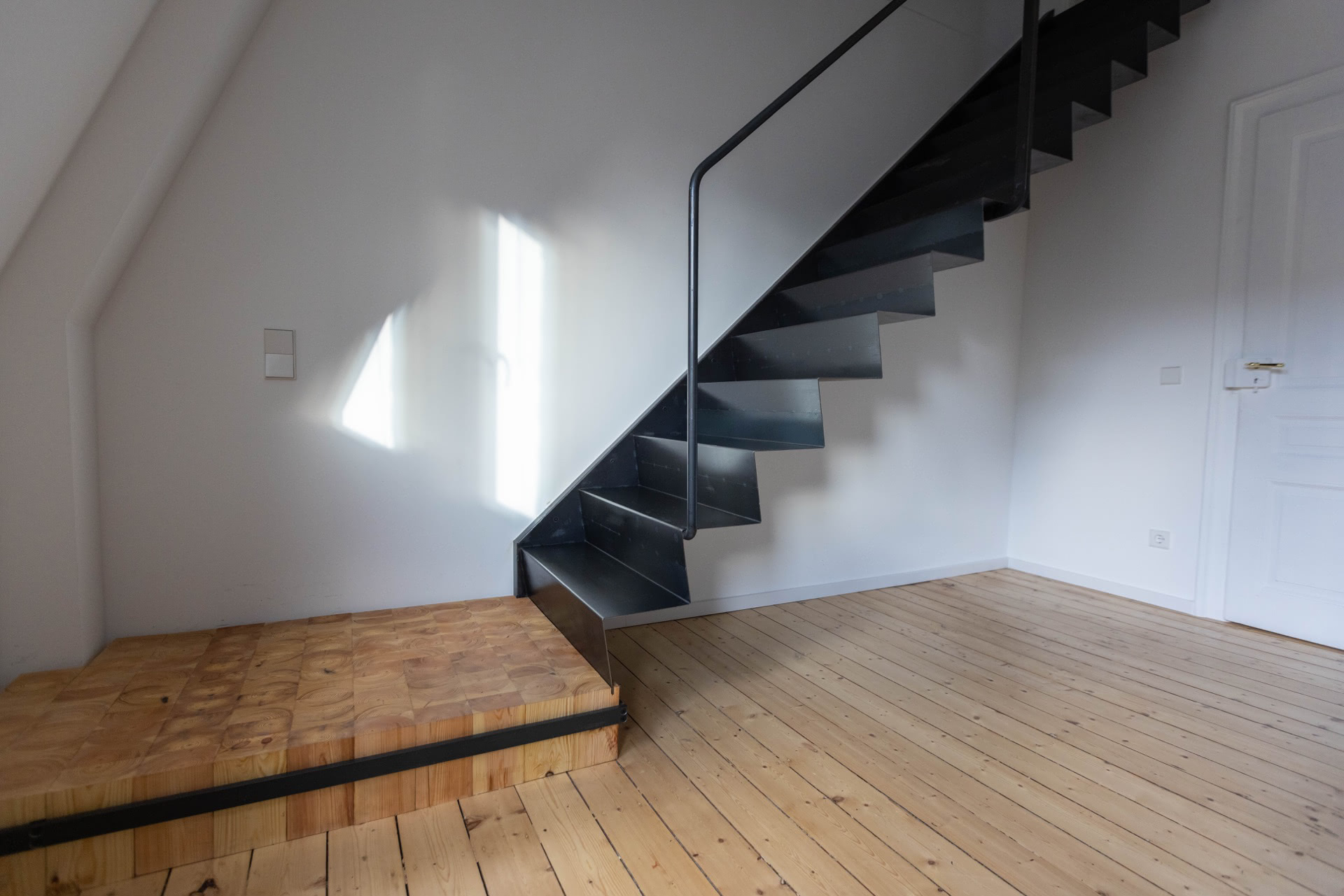 Innentreppe Gjergji TREPPE 9689