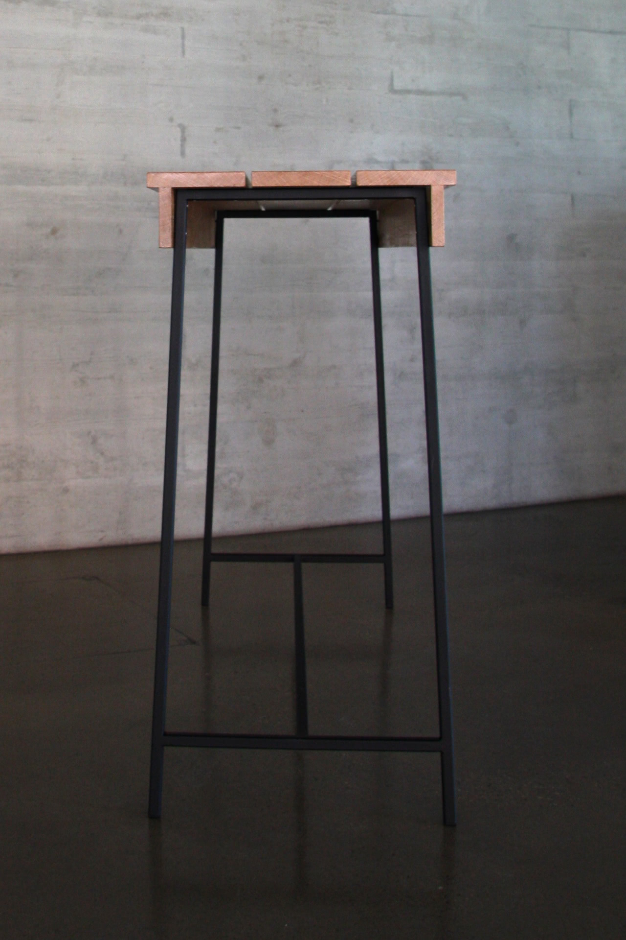 Gastro-Stehtisch - Metall, Holz