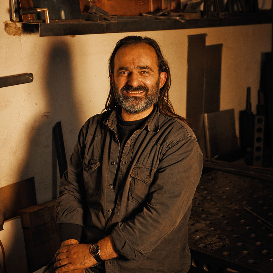 Kontaktieren Sie mich - Gjergji Haxhiaj, Metallbaumeister und Meisterdesigner